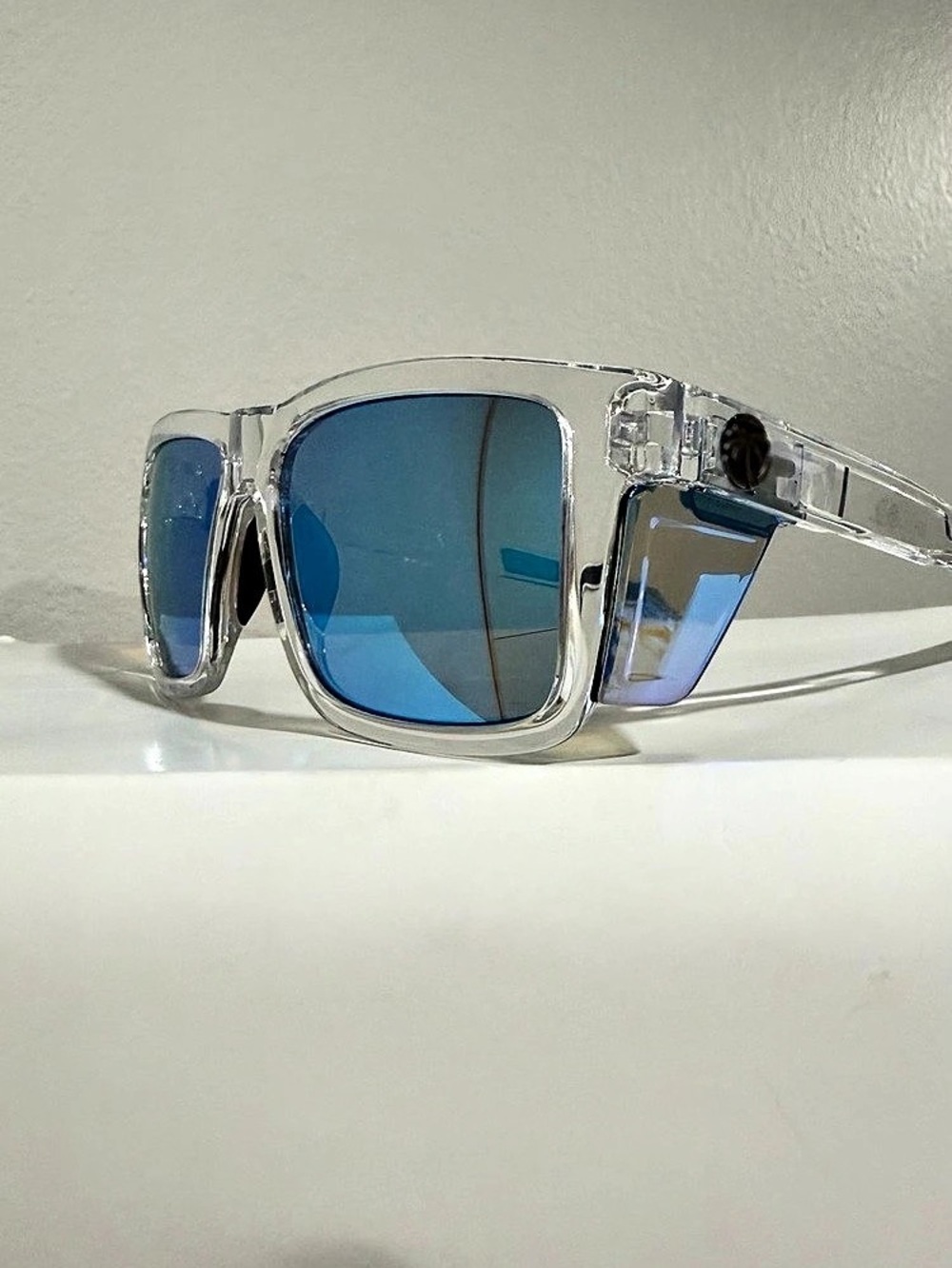 Blue safety glasses z87 🔵⚪️